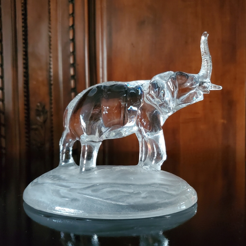 🇫🇷 Lead Crystal 6" Elephant 🐘 Sculpture by Cristal D'Arques